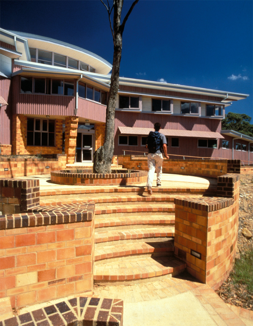 Ironbark ext brickwork steps to&nbsp;entry